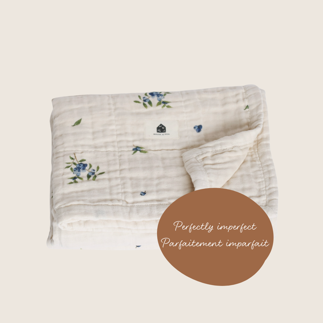 Parfaitement imparfait - Couverture en mousseline de coton biologique, 4 épaisseurs (47x47) – Bleuet