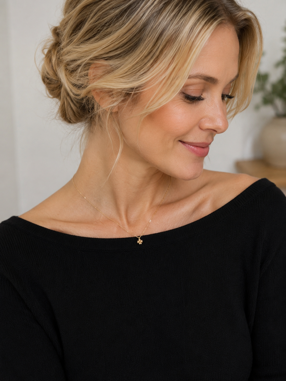 Necklace - Mini Clover