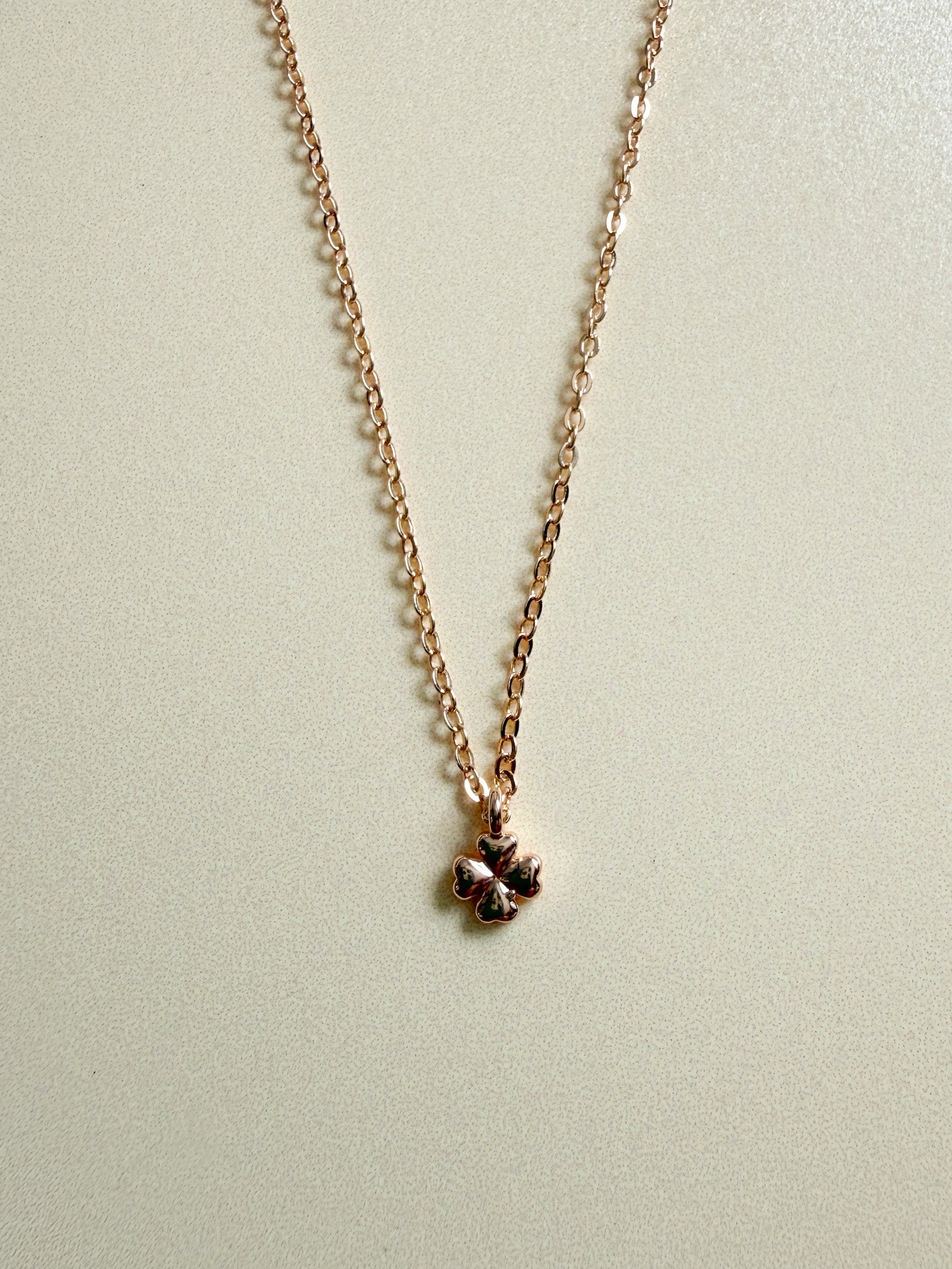 Necklace - Mini Clover